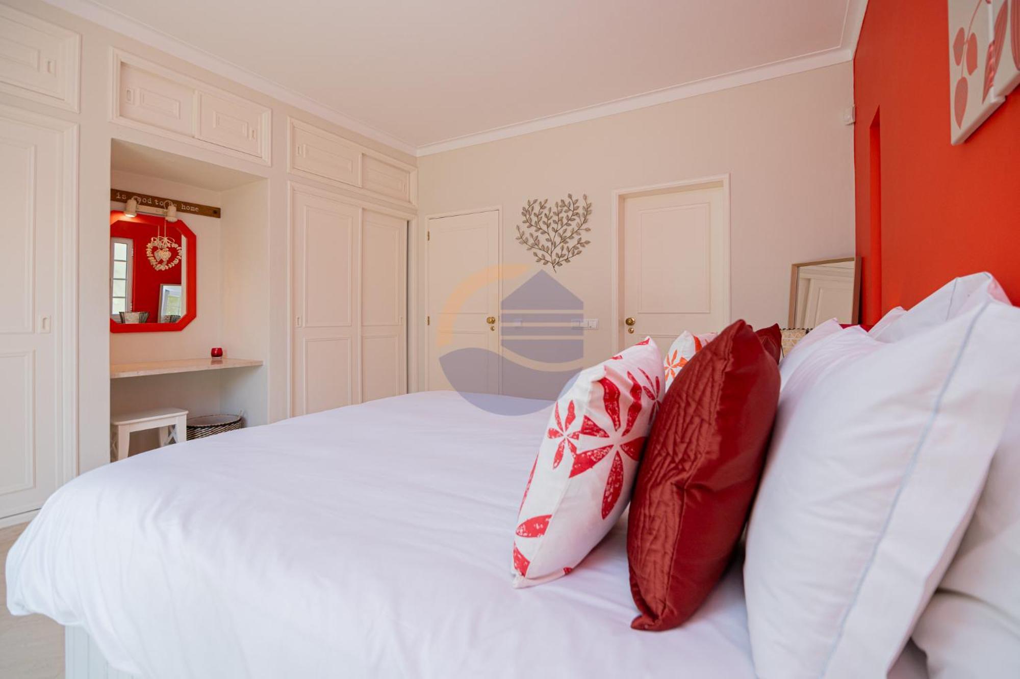 Villa Luxury Suites, Heated Outdoor Pool 포티마오 외부 사진