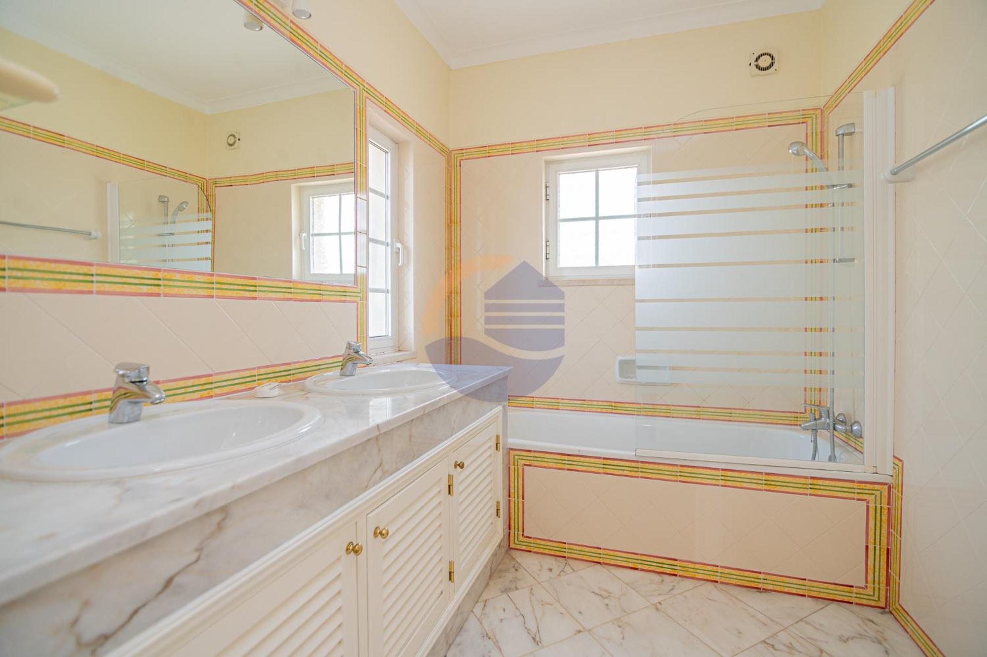 Villa Luxury Suites, Heated Outdoor Pool 포티마오 외부 사진